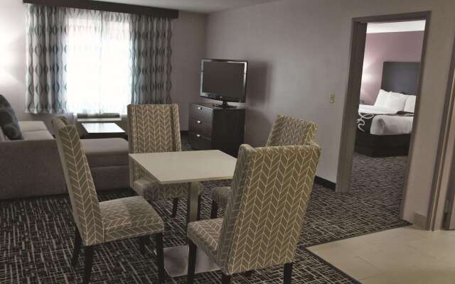 La Quinta Inn & Suites by Wyndham Russellville