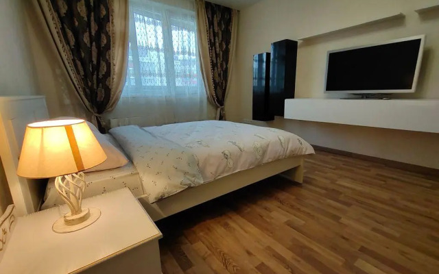 Глобус сеть апартаментов на улице Авиаконструктора Петлякова 5