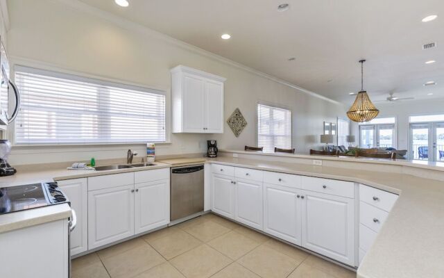 The Boat House by ALBVR