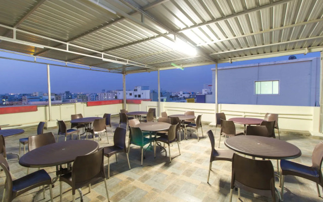 Deccan Inn By OYO Rooms