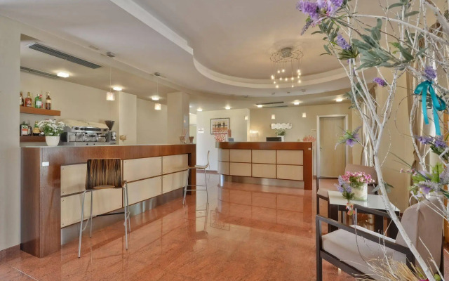 Hotel Mareluna