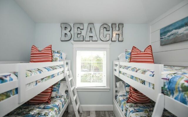 Island House by SKLRP