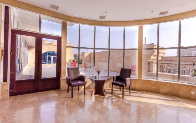 Premier Expo Hotel