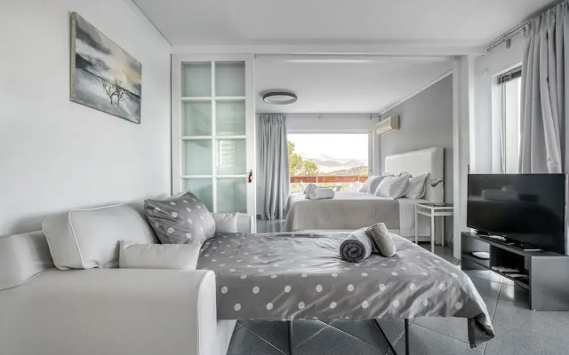 South Blue Sea View Apartment