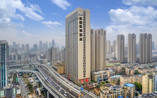 Kyriad Marvelous Hotel (tangjiadun subway station store of Wuhan Hankou railway station) – Outside – Wuhan