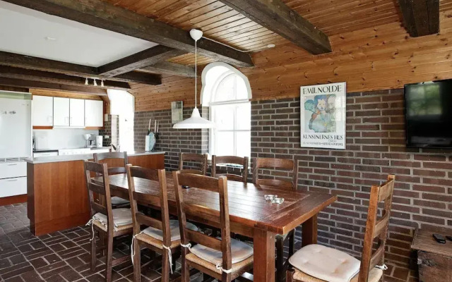 Comfortable Holiday Home in Henne With Terrace