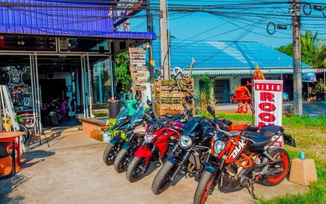 Khaolak Big Bike and Room for Rent