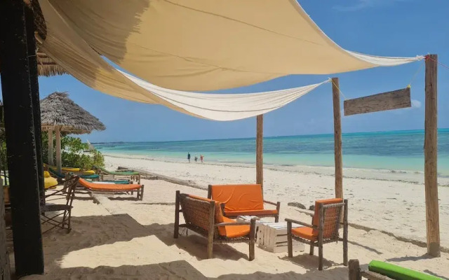 Garden Beach Bungalows