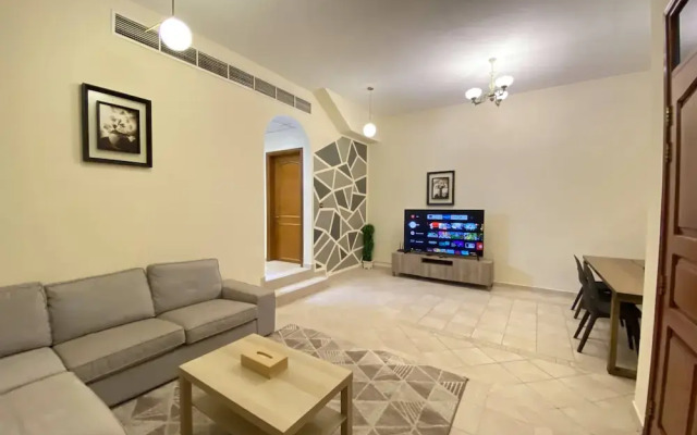 LuxBnB 3BD Villa Mirdif Newly Furnished