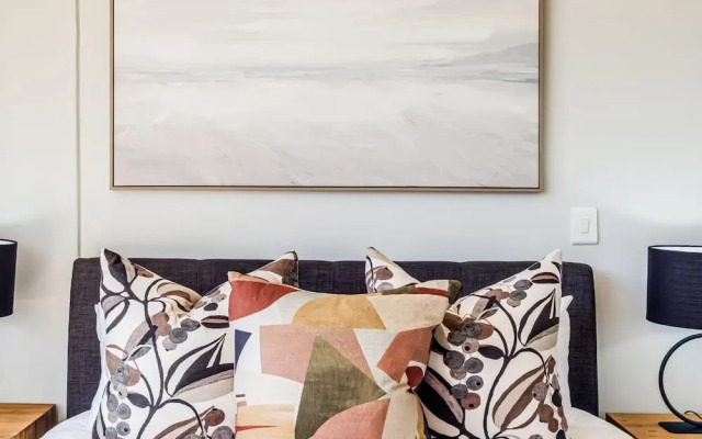 Stylish Comfort at the Luxurious Tramonto