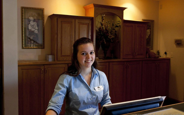 Country Inn & Suites by Radisson, Rapid City, SD