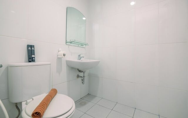 Cozy Stay 2BR Tamansari Mahogany Apartment