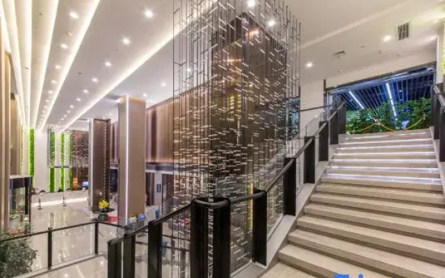 Wuhan Yueting Hotel (North Hankou Subway Station)