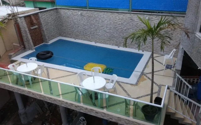 Hotel y Bungalows Olivares