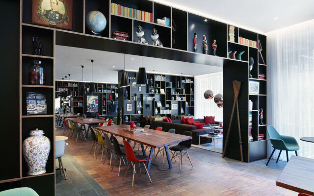 citizenM Tower of London