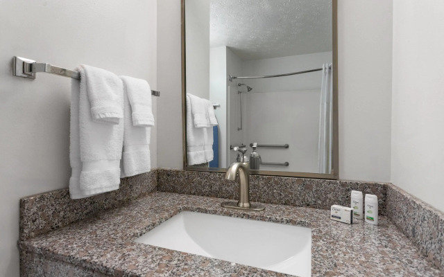 Baymont by Wyndham Piqua