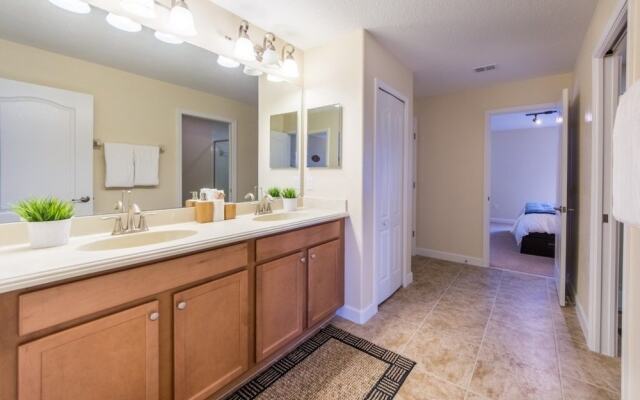 H2u - Zeus - Cg1470 7 Bedroom Home