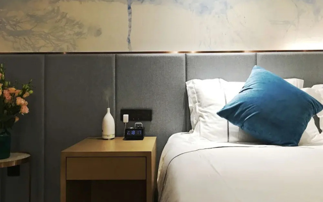 Ramada Encore Hangzhou Aoti