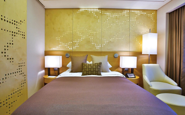 Hotel Hyundai by Lahan Ulsan