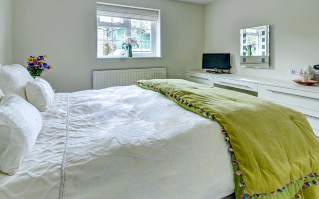 Cedars Lodge