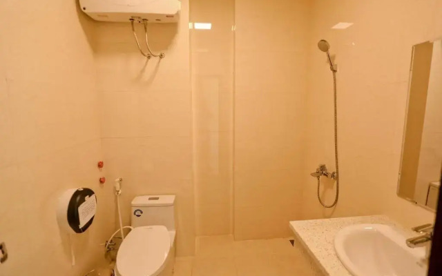 Manarola Hotel by OYO Rooms