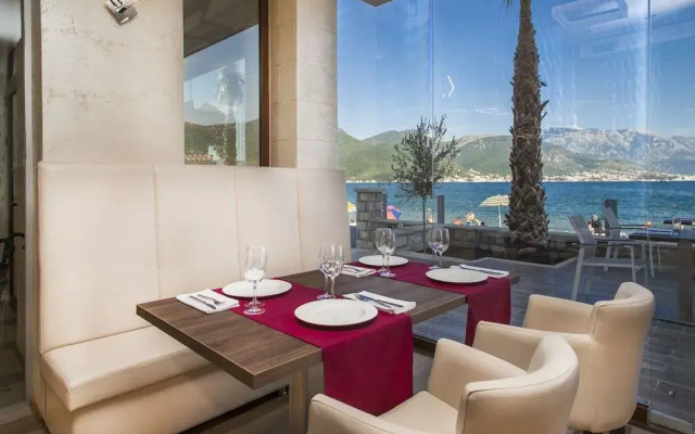 Hotel Bela Roza