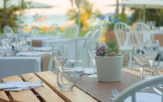 Hotel Restaurant San Lucianu