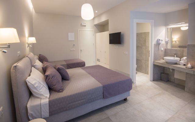 Fomithea Hotel-New