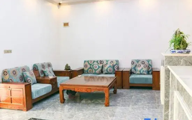 Towo Holiday Hotel (Manchuanguan Ancient Town Shop in Shanyang)