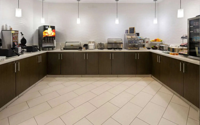 La Quinta Inn & Suites by Wyndham Kokomo