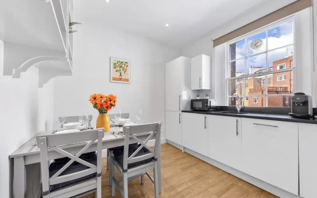 Stunning 2B Flat in South Kensington Near Station