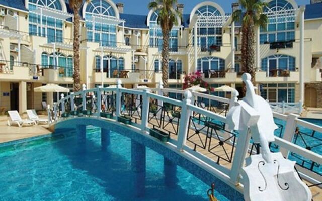 Seahorse Deluxe Apart Hotel