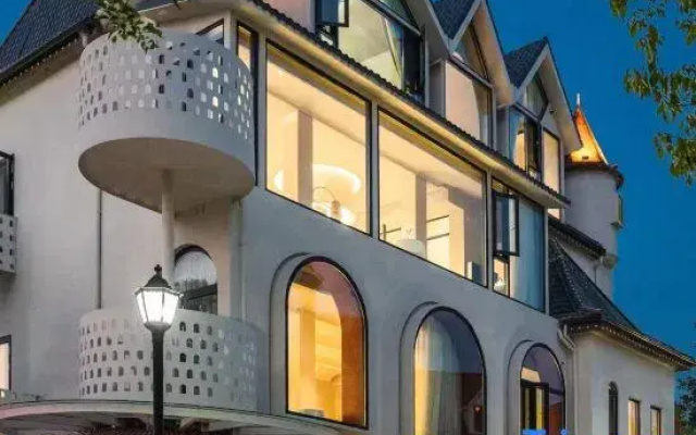 Derby Cuichengbao Homestay