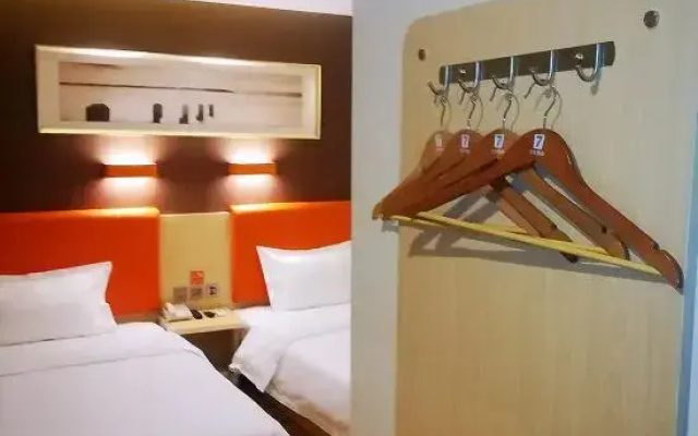 Enjoy staying at Premium Hotel