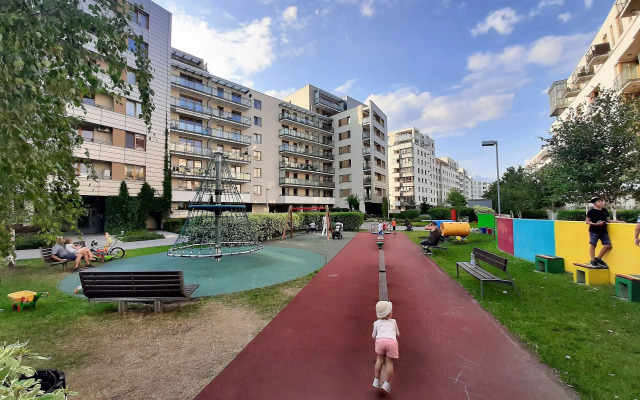 Airport Residence Amber