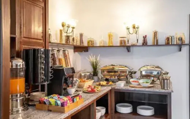 RED CONFORT HOTEL Boutique