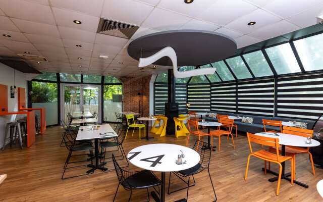 Kyriad Paris Ouest - Colombes