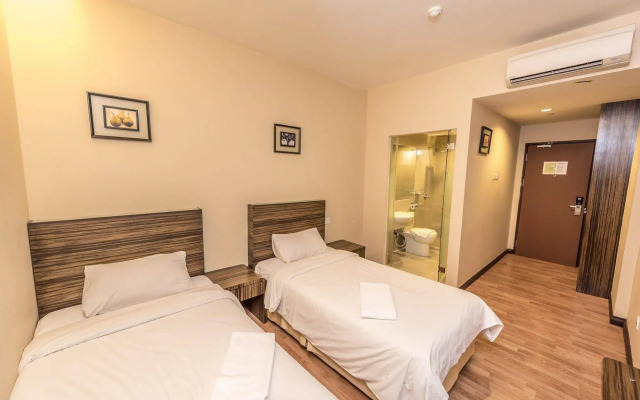 Little Gaya Hotel