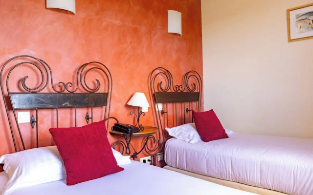 Hotel Restaurant Le Gardon - Pont du Gard