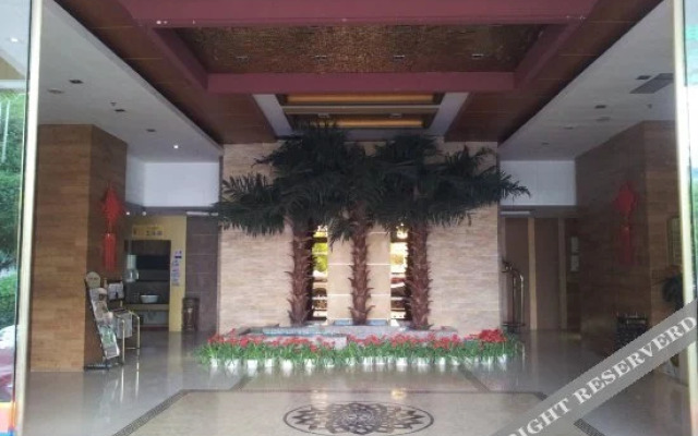 Vienna Hotel (Jinfurong Square Branch, Xingfu City, Nan Dan County)