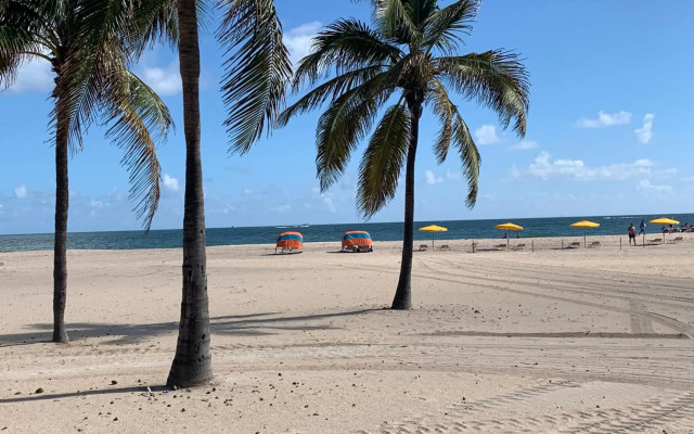 Lago Mar Beach Resort & Club