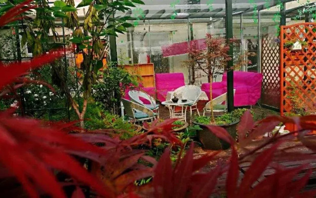 Luoyang Anximen Young Hostel