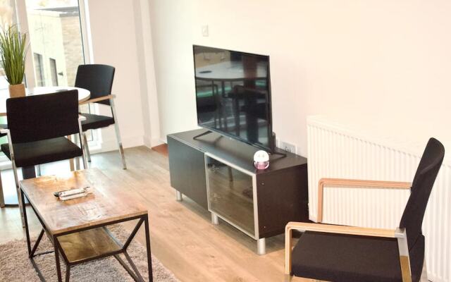 Cozy One Bedroom Apartment in Greenford