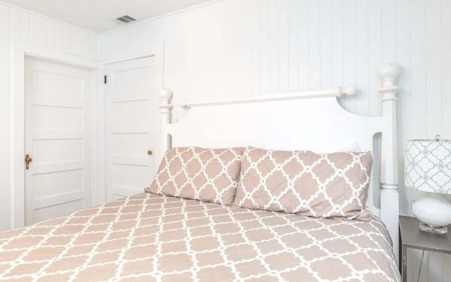 Bikini Bottom by Tybee Vacation Rentals