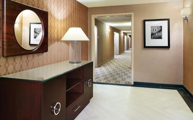 Wyndham College Park North / Washington DC Area