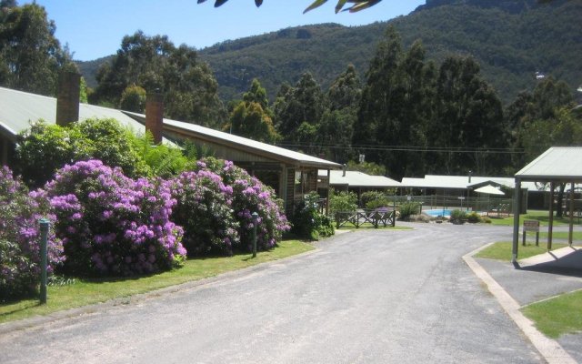 Halls Gap Log Cabins