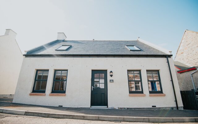 The Seafield Arms Hotel Cullen – Self Catering