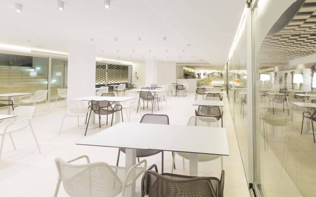 Ebano Hotel Apartments & Spa