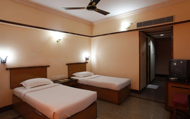 Mayura Residency