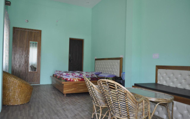 Hotel Garden Cottage & Resort Dhanaulti